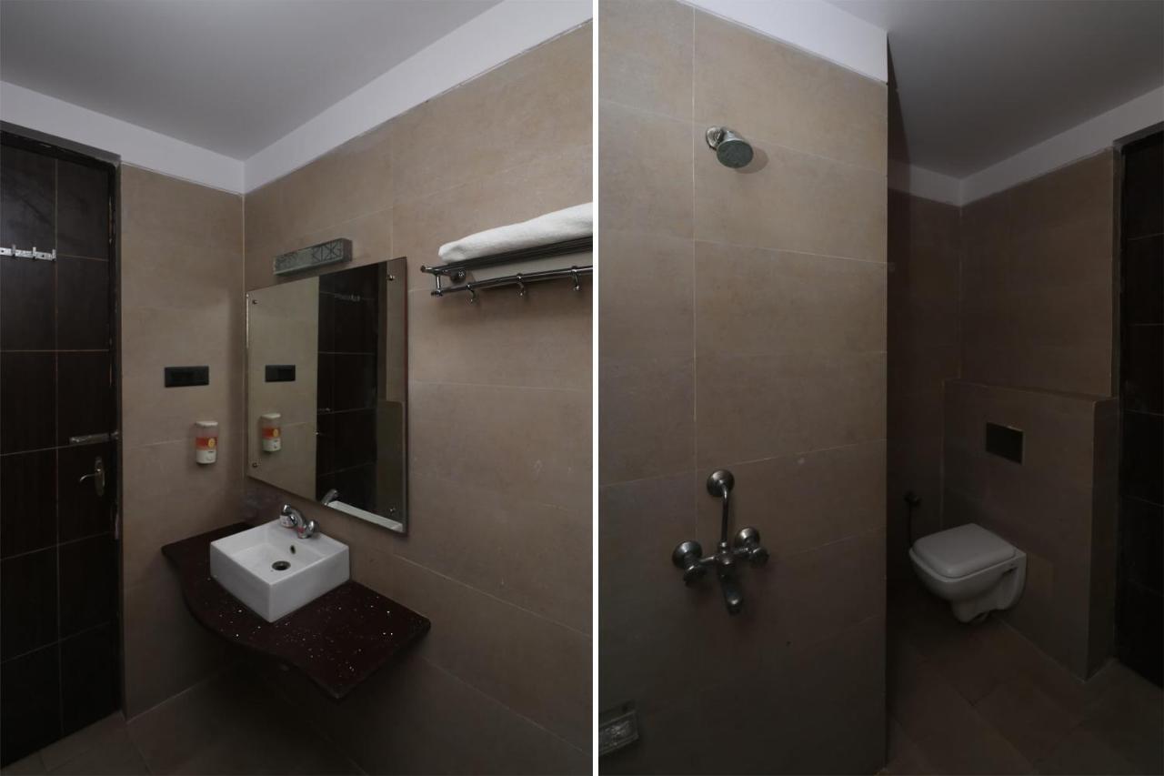 Oyo 33387 Laxmi Lawn And Resort Suite Lucknow Ngoại thất bức ảnh